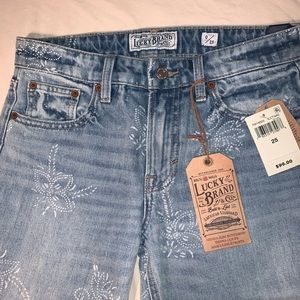 New with tags. Lucky Brand Jeans. Size 0/25